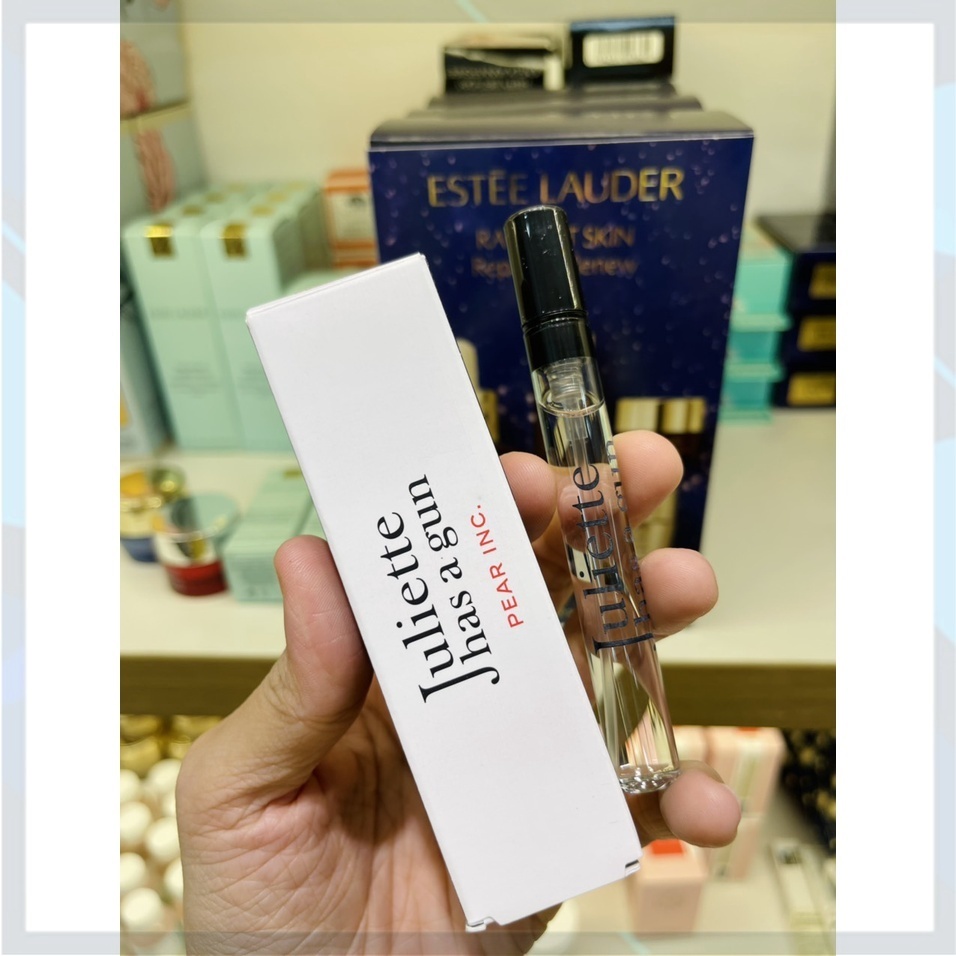 NƯỚC HOA DẠNG XỊT JULIETTE HAVE A G.U.N PEAR INC