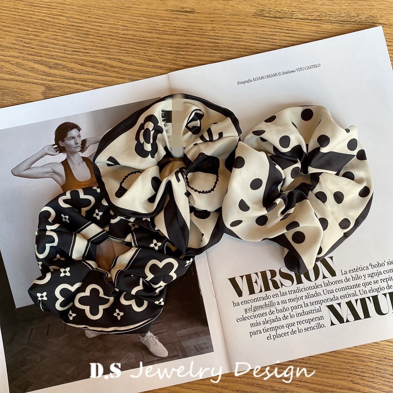 Dây Buộc Tóc Kiểu Dáng Thời Trang Thanh Tú Cho Nữ