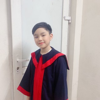 Áo cử nhân mầm non