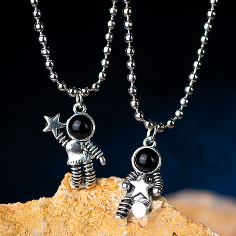 Vòng Cổ Mặt Hình Phi Hành Gia Phong Cách Hàn Quốc