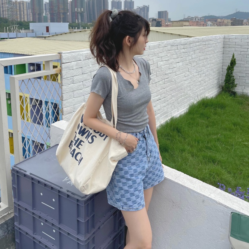 Quần Short Denim Ống Rộng Lưng Cao Phối Họa Tiết Caro Trẻ Trung Cho Nữ