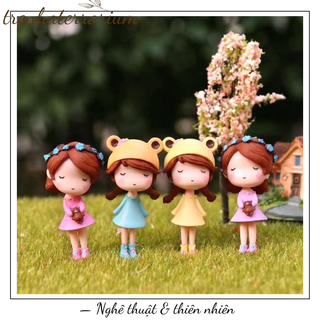Tiểu cảnh cô gái bán hoa terrarium trang trí sen đá