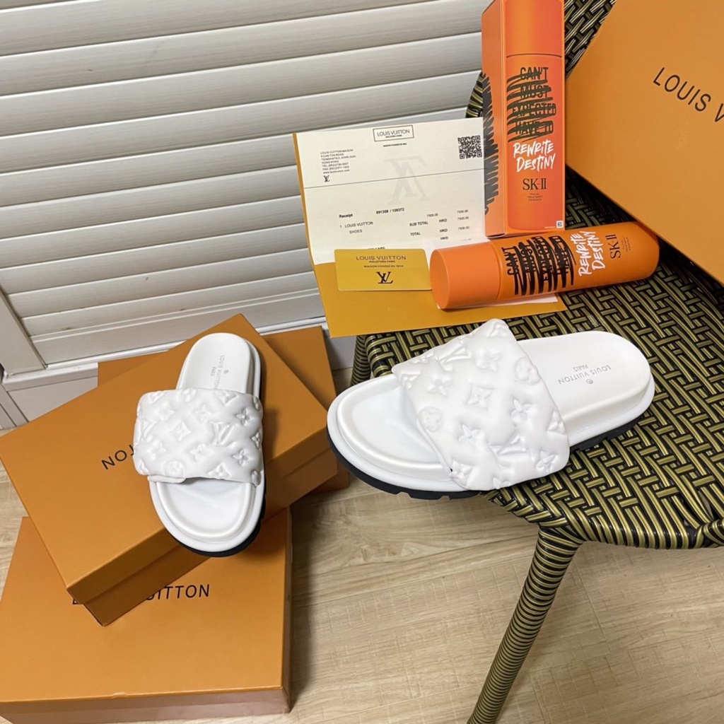 Spot! L & V Dép Xỏ Ngón Đi Biển Đế Mềm In Họa Tiết Khóa Dán Màu Trắng Dành Cho Bạn Nữ