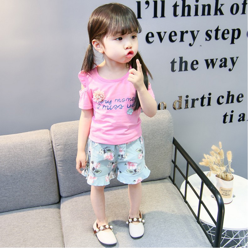 Set Áo Thun + Quần Short In Hoa Dễ Thương Cho Bé Gái