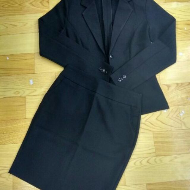 SET ÁO VEST VÀ CHÂN VÁY TUYẾT MƯA(CHỈ DUY NHẤT HÔM NAY 299K)