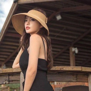 Mũ cói sang chảnh đi biển