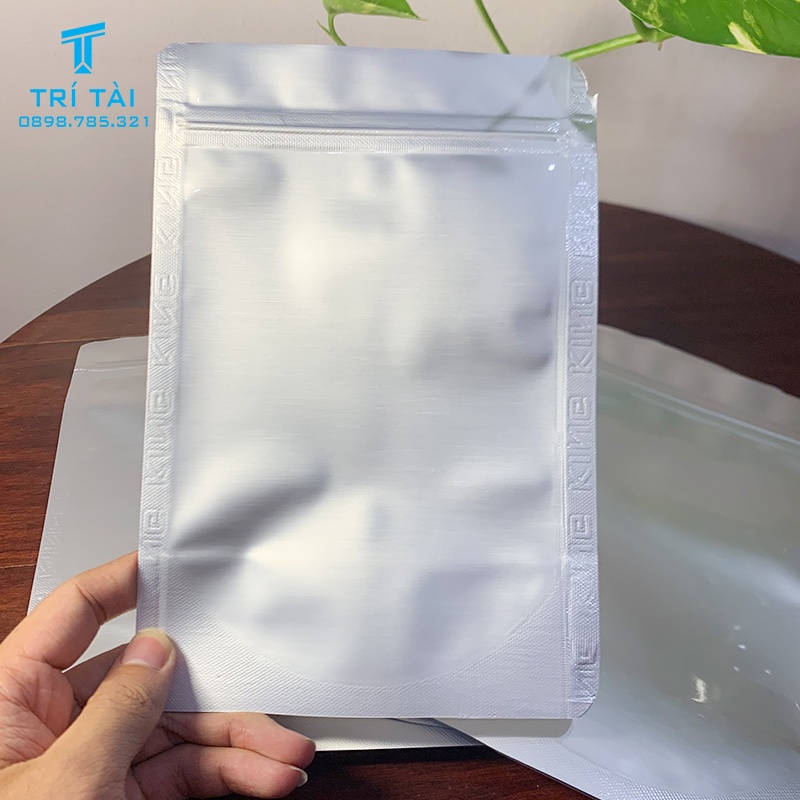 Túi zipper mặt bạc mặt trong đáy đứng loại 1
