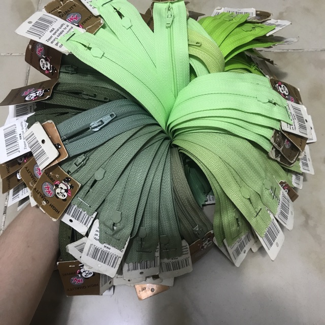 Dây kéo HKK 18cm may quần tây, bóp ví tông xanh lá