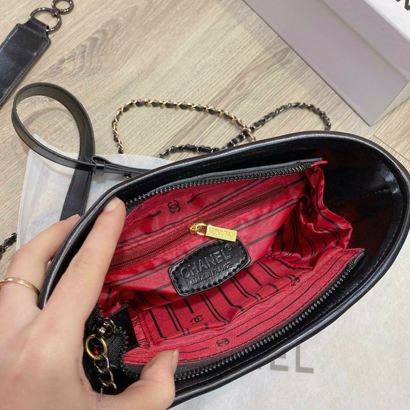 Túi hobo Chanel đen  đế cứng cao cấp, kèm tag Chanel