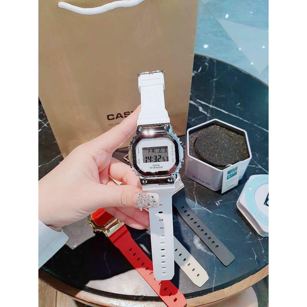 Đồng Hồ Nữ CASIO G SHOCK GM-S5600G-7DR  ( Dây Trắng Vỏ Bạc )