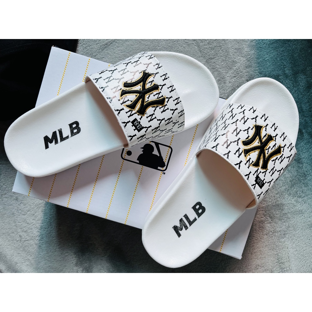 Dép nam nữ M.L.B Trắng chữ thêu hàng Full box, Quai ngang, Đế cao su nhẹ, êm chân