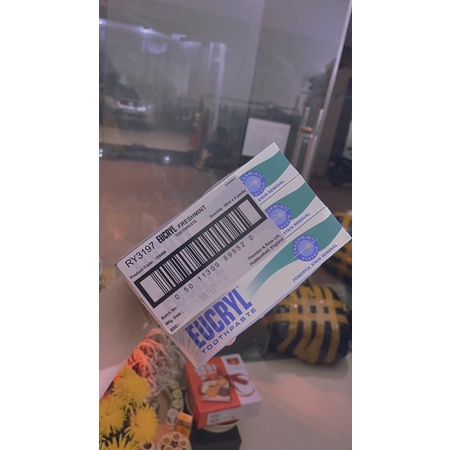 KEM ĐÁNH RĂNG CHÍNH HÃNG EUCRYL VƯƠNG QUỐC ANH