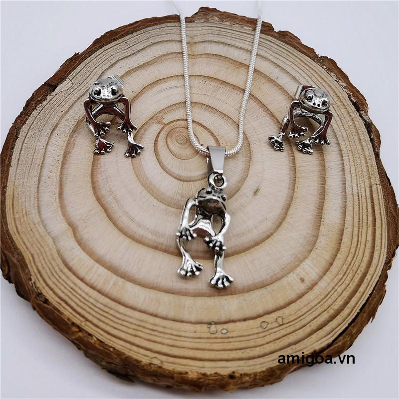 ✨✨Khuyên Tai Nữ Trang Tạo Hình Con Ếch Độc Đáo