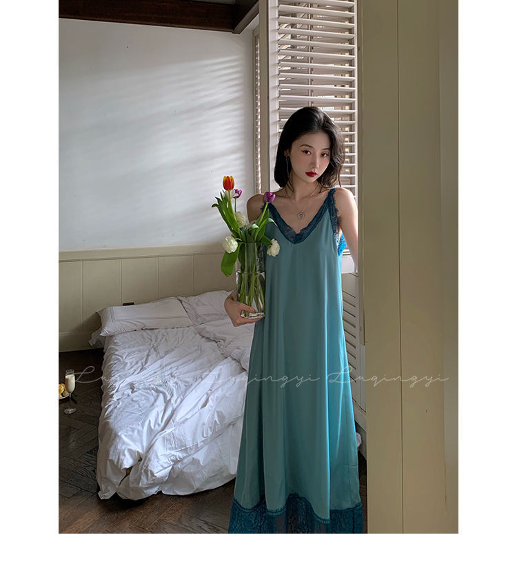 Đầm ngủ hai dây dáng chữ A cổ chữ V sâu thiết kế mới thời trang mùa hè theo phong cách hàn quốc