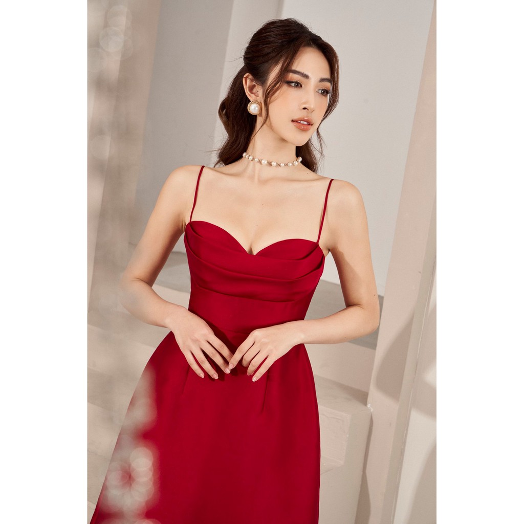 Đầm RECHIC cúp ngực Mera sang trọng màu đỏ | BigBuy360 - bigbuy360.vn
