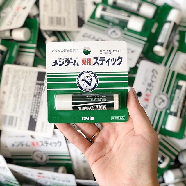 Son dưỡng môi chống khô nứt nẻ Omi Menturm Nhật Bản | BigBuy360 - bigbuy360.vn