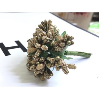 hoa chùm nhỏ cài tóc cô dâu