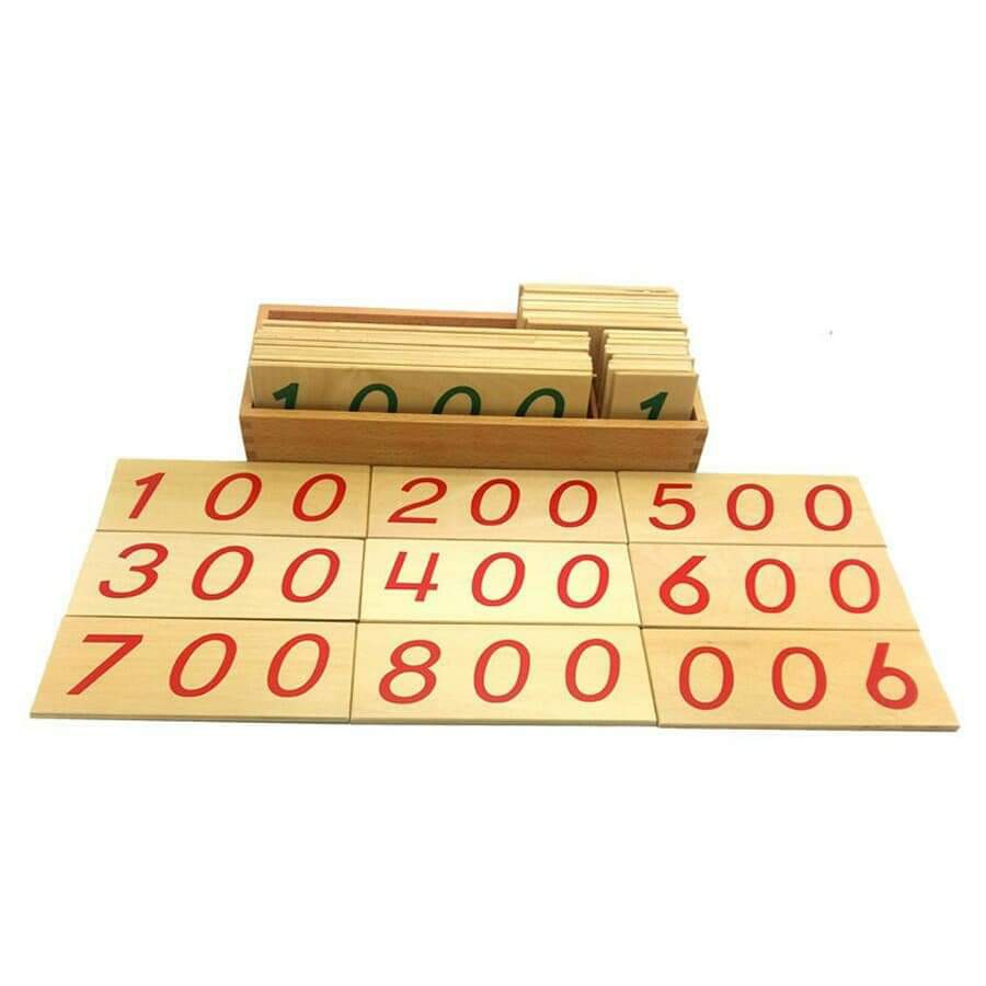 Giáo cụ Montessori - Bộ thẻ số gỗ từ 1- 9000 hỗ trợ học toán LOẠI TO