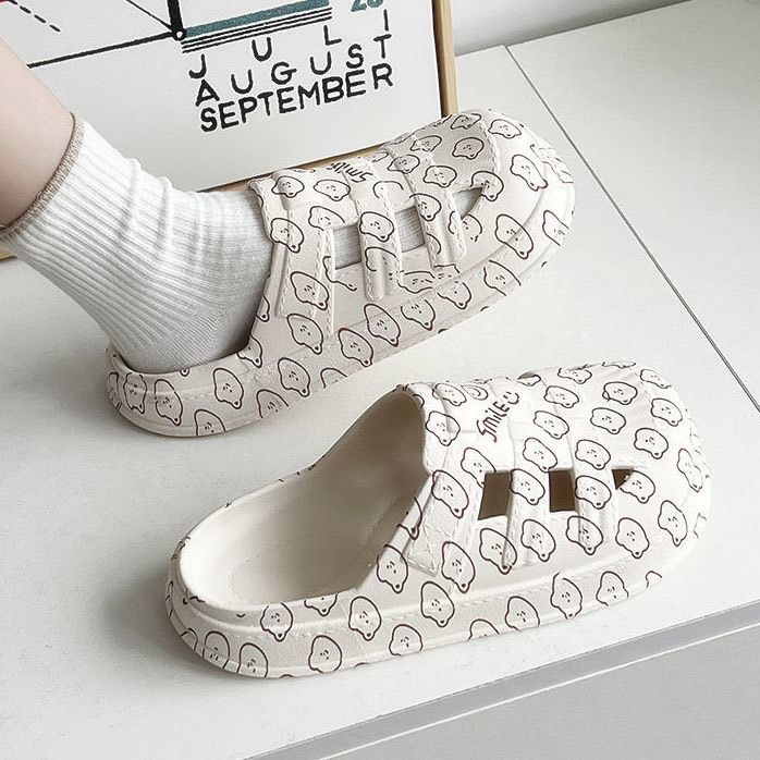 Dép đi trong nhà, ngoài trời hoạ tiết hình gấu dễ thương chất lượng tốt