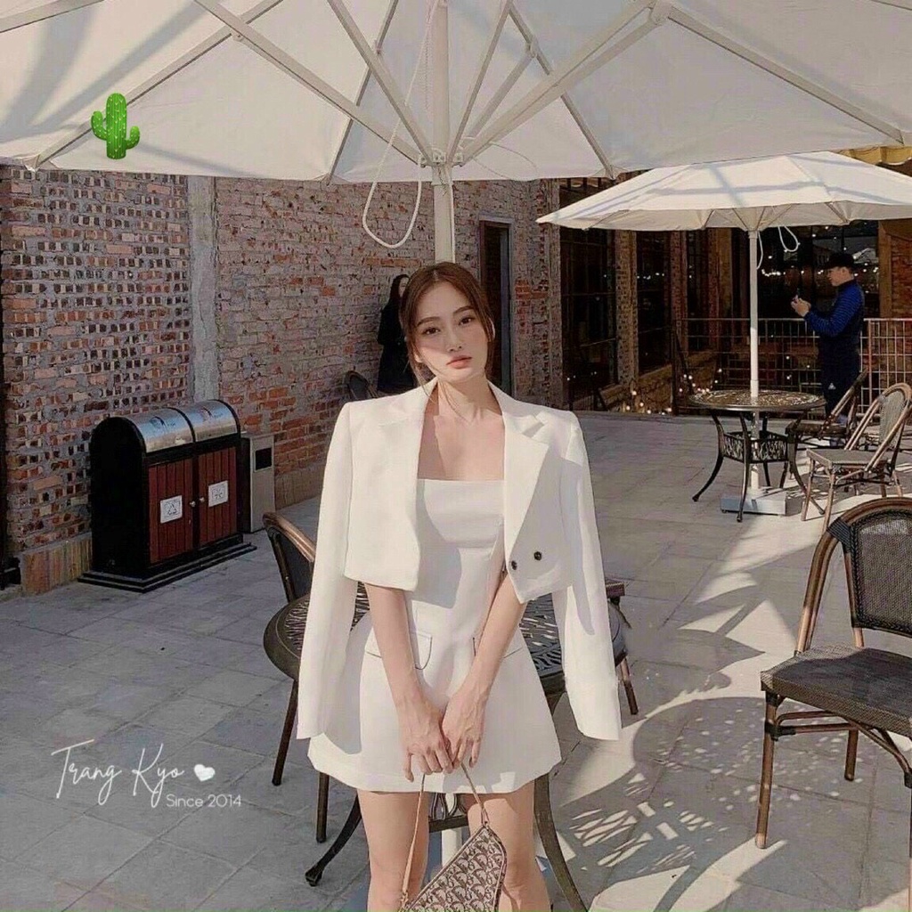 sét đầm 2 dây phối áo vest khoác ngoài