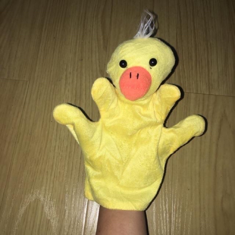 RT2  Rối tay kể chuyện nhồi bông hình vịt vàng