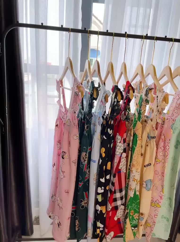 Đầm váy Lụa mặc ngủ mặc nhà cánh tiên 2 dây bản to dễ thương - bầu bí sau sinh mặc thoải mái | BigBuy360 - bigbuy360.vn