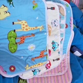 10 miếng lót chống thấm cho bé 25x35cm