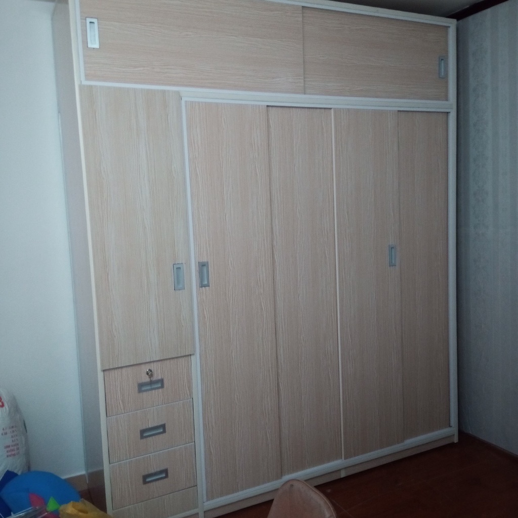 Tủ quần áo nhựa Đài Loan 5 cánh lùa cao 2.45m – Nội thất Thành Công