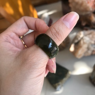 Nhẫn ngọc Serpentine