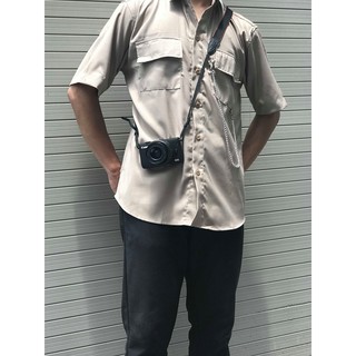 Áo sơ mi đen tay ngắn có chain Fox unisex
