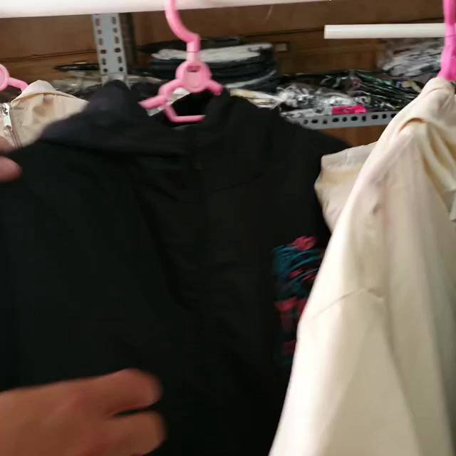 Áo khoác dù 2 lớp dạng có nón unisex , áo khoác gió Ullzang nam nữ from rộng in họa tiết đẹp | BigBuy360 - bigbuy360.vn