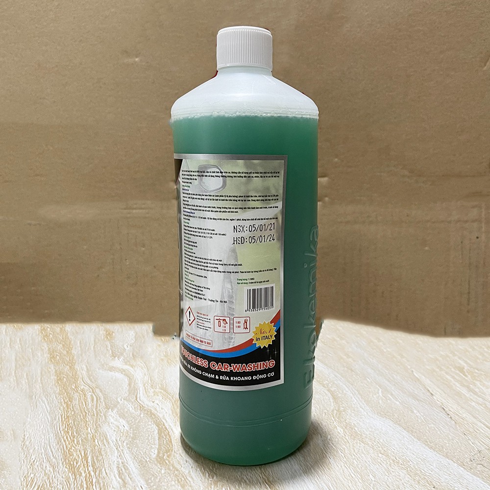 Nước Rửa Thân Vỏ Xe Và Khoang Máy Ô Tô Không Chạm BIO 35 (1L)