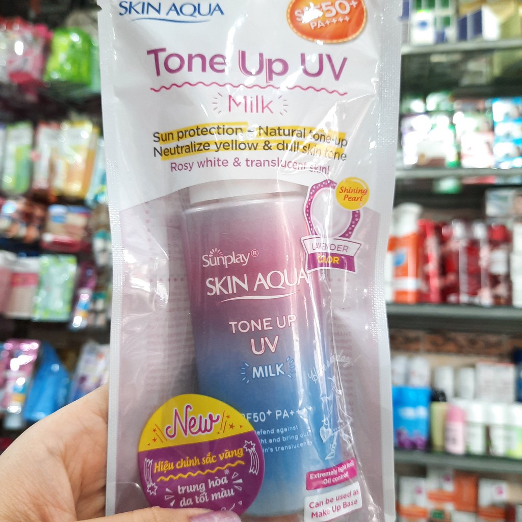 Sữa chống nắng hiệu chỉnh sắc da Sunplay Skin Aqua Tone Up UV Milk SPF50+ PA++++ 50g/chai
