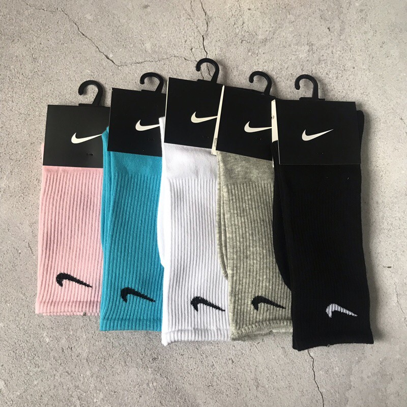 Tất Nike Cổ Cao Hàng VNXK Đủ 10 Màu - Ảnh Tự Chụp