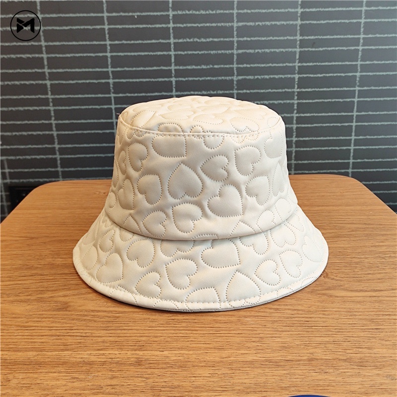 Mũ Bucket Chất Liệu Da PU Cao Cấp Họa Tiết Dập Nổi Hình Trái Tim Phong Cách Hàn Quốc Cho Nữ