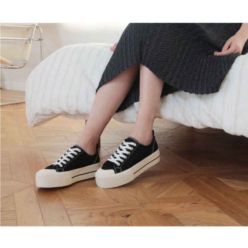 Domba All Round Lift Đen