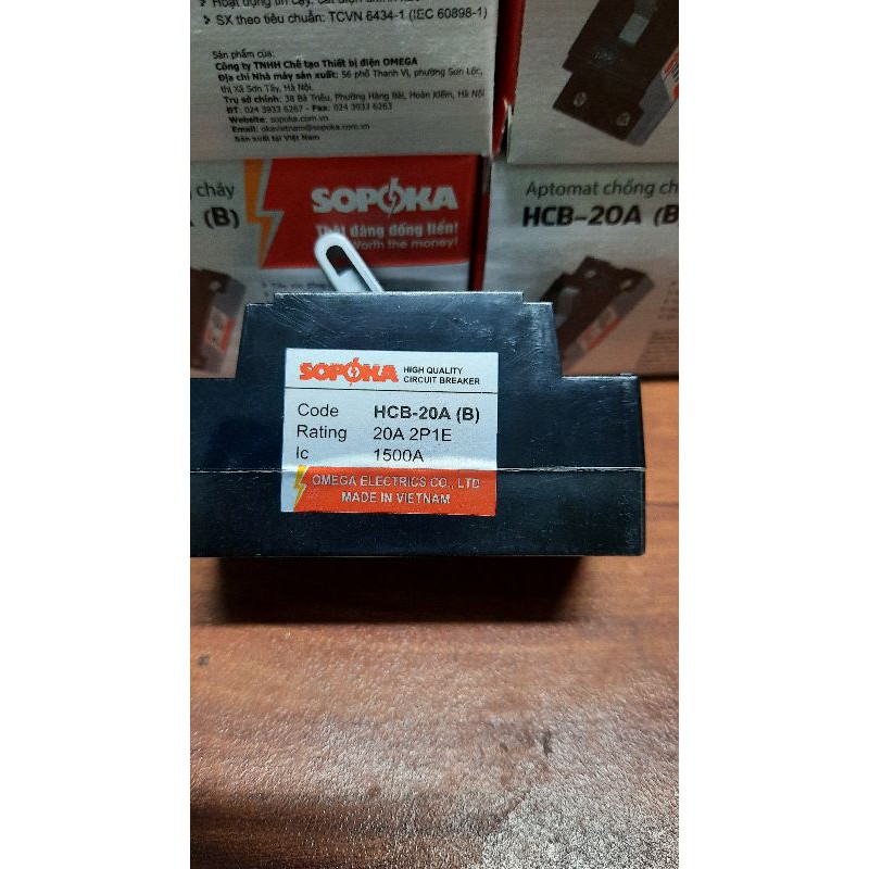 Aptomat át hộp điều hoà át hộp bình nóng lạnh cả vỏ 20a/25a SOPOKA