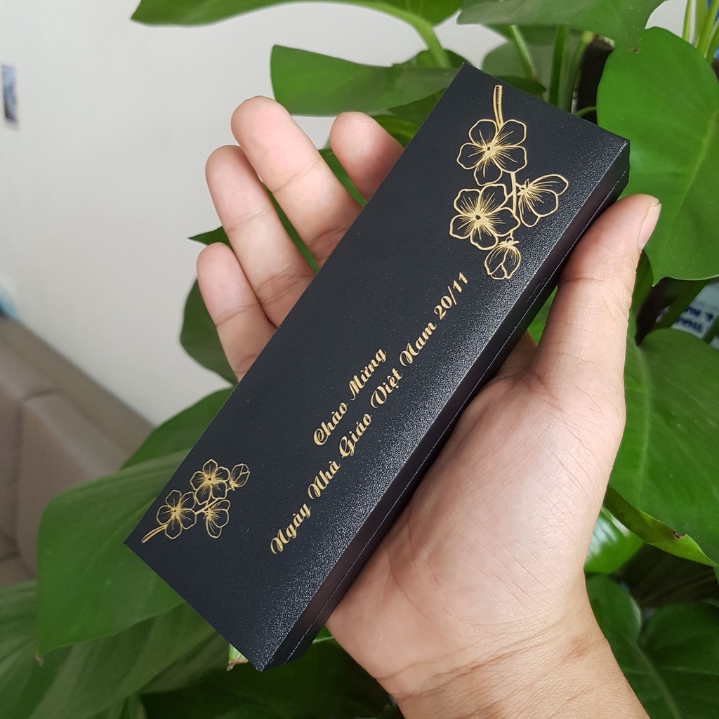 BÚT KHẮC TÊN  làm Quà tặng  Thầy cô, bạn bè...Tặng kèm hộp đựng