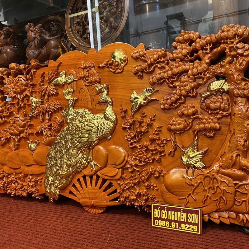 Tranh quạt gỗ phu thê viên mãn