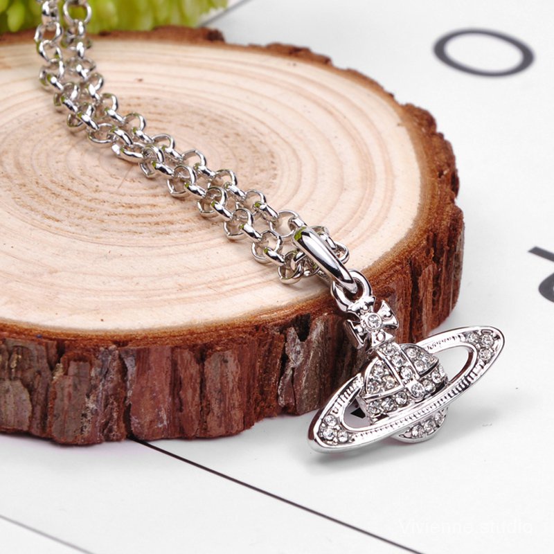 Vòng cổ Vivienne West wood Đính Kim Cương Toàn Bộ Cổ Điển