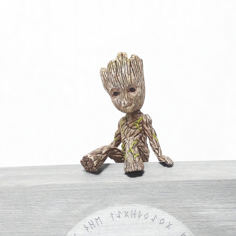Mô hình nhân vật Groot trong phim Avengers cao 6cm