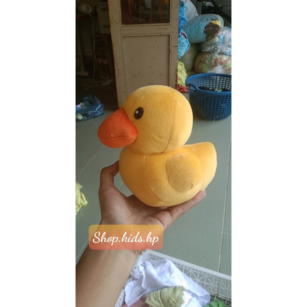 Thú Nhồi Bông Hình Chú Vịt Con Đáng Yêu 20cm