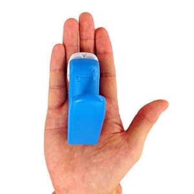 Ghim bấm nhật bản