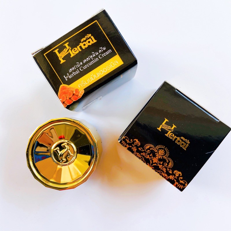 Kem nghệ Herbal thái lan