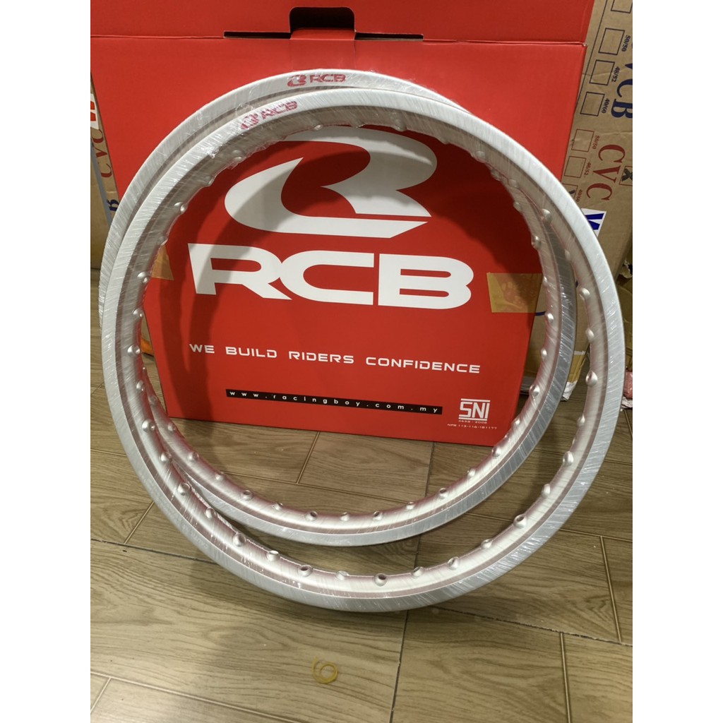 Niềng nhôm racing boy size 1.4 và 1.6 màu bạc 17 inh