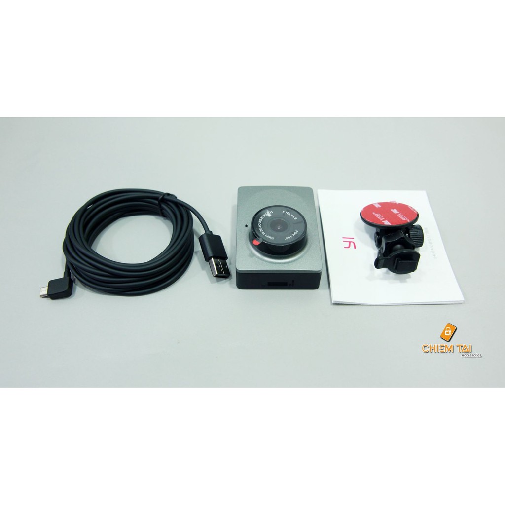 Camera hành trình dành cho xe hơi Xiaomi Yi Car 1296P, 165 độ - Hỗ trợ bản tiếng anh | BigBuy360 - bigbuy360.vn