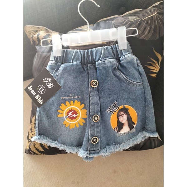 QUẦN JEAN GIẢ VÁY BÉ GÁI CỘC MẶC HÈ SIZE 7/19KG