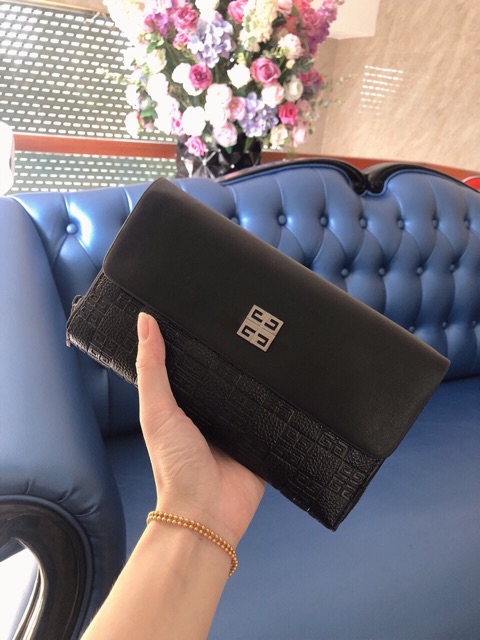 Ví cầm tay thời trang bản to