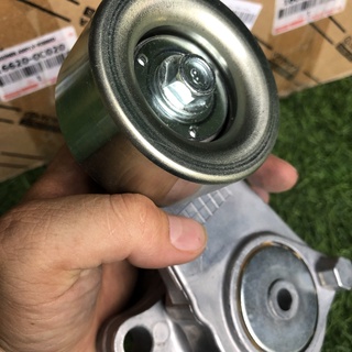 Cụm tăng dây curoa tổng toyota innova