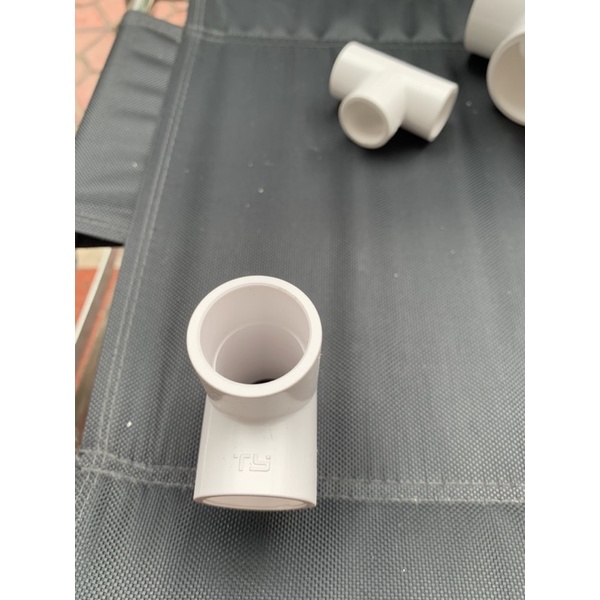 T chia nước màu trắng các cỡ